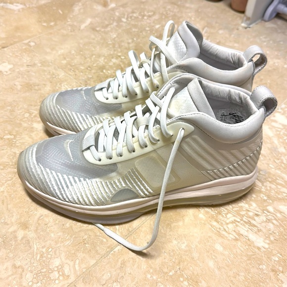 Nike Other - Lebron James x John Elliot Nike Sneakers size 7.5